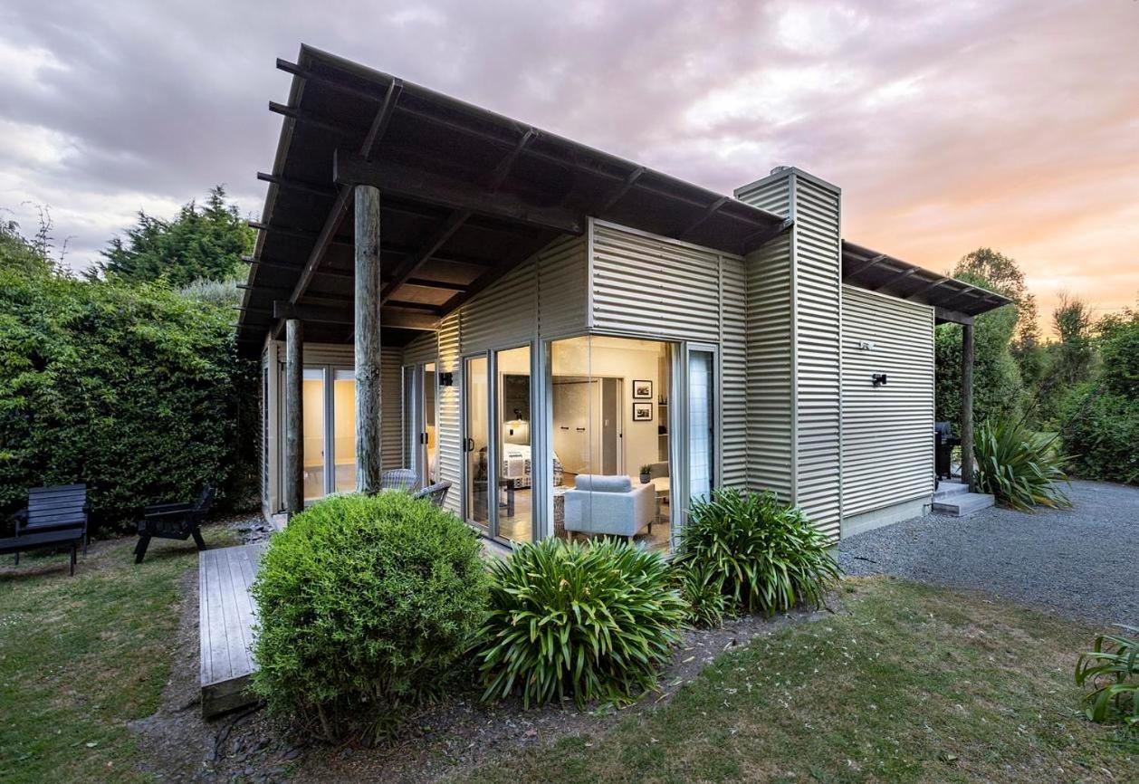 Te Awanga Cottages Екстер'єр фото